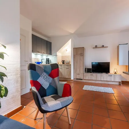 Rugana - Komfort Mit 1 Schlafzimmer Und Terrasse C13 شقة